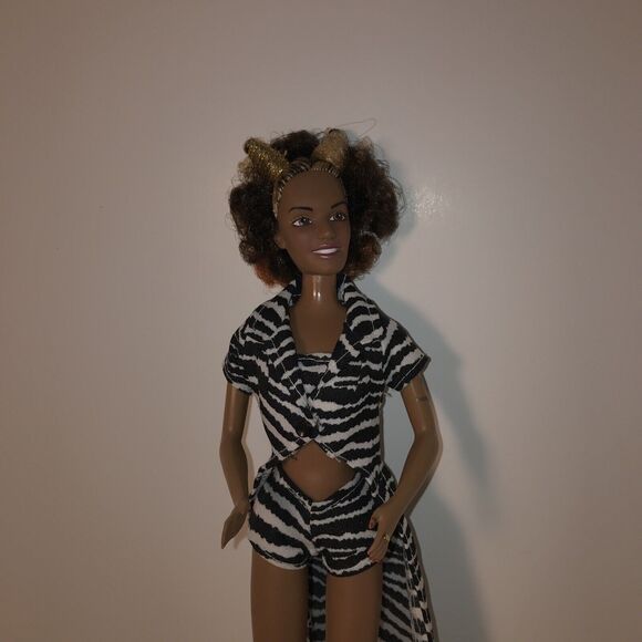 Vintage Spice Girls on Tour Doll Mel B. (Scary Spice) Preowned - Picture 2 of 7